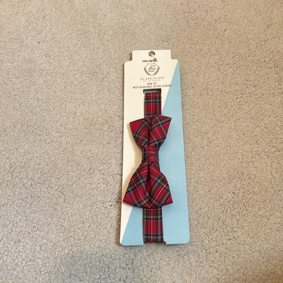 The Class Club little boy bow tie adjustable Velcro closure NWT neckware - Picture 3 of 5